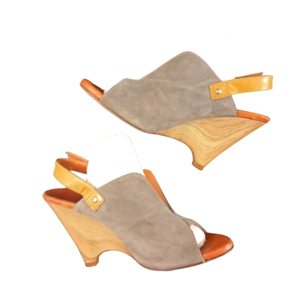 Anthropologie Latitude Femme Soft Taupe Suede Sandal Wedge Heels Open To…